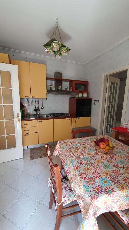 Casa Rosi Nel Cuore Di Napoli Lägenhet Exteriör bild