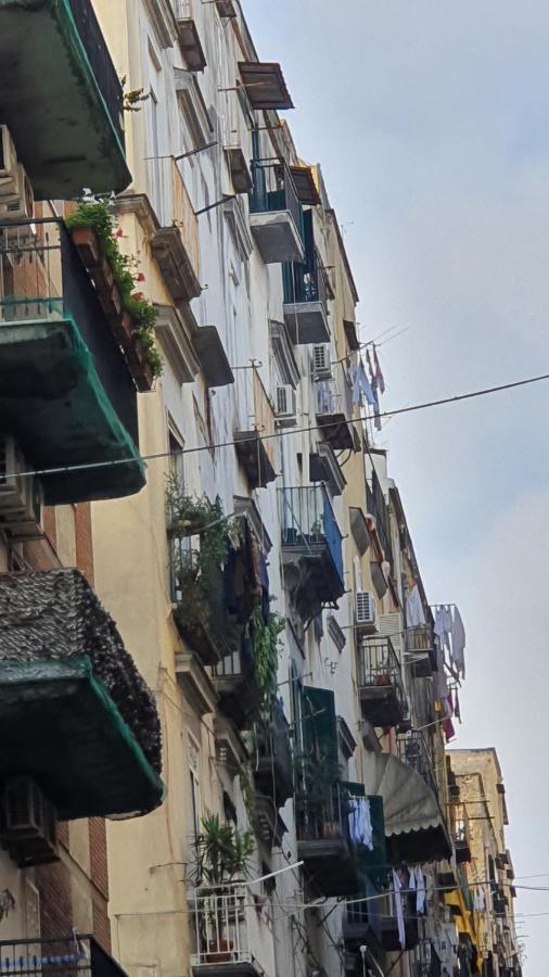 Casa Rosi Nel Cuore Di Napoli Lägenhet Exteriör bild